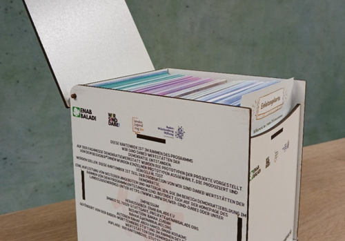 Vokabelartig Box mit verschiedenen Impulskarten.
